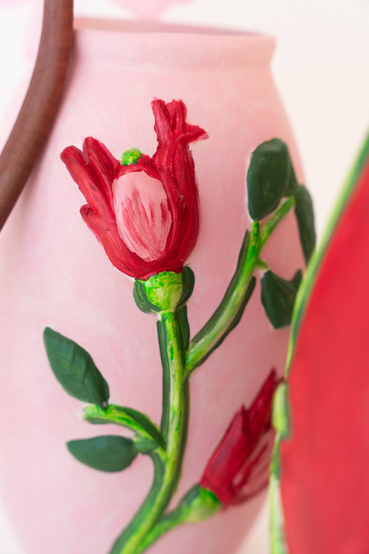 Jarra Flores Relevo Rosa